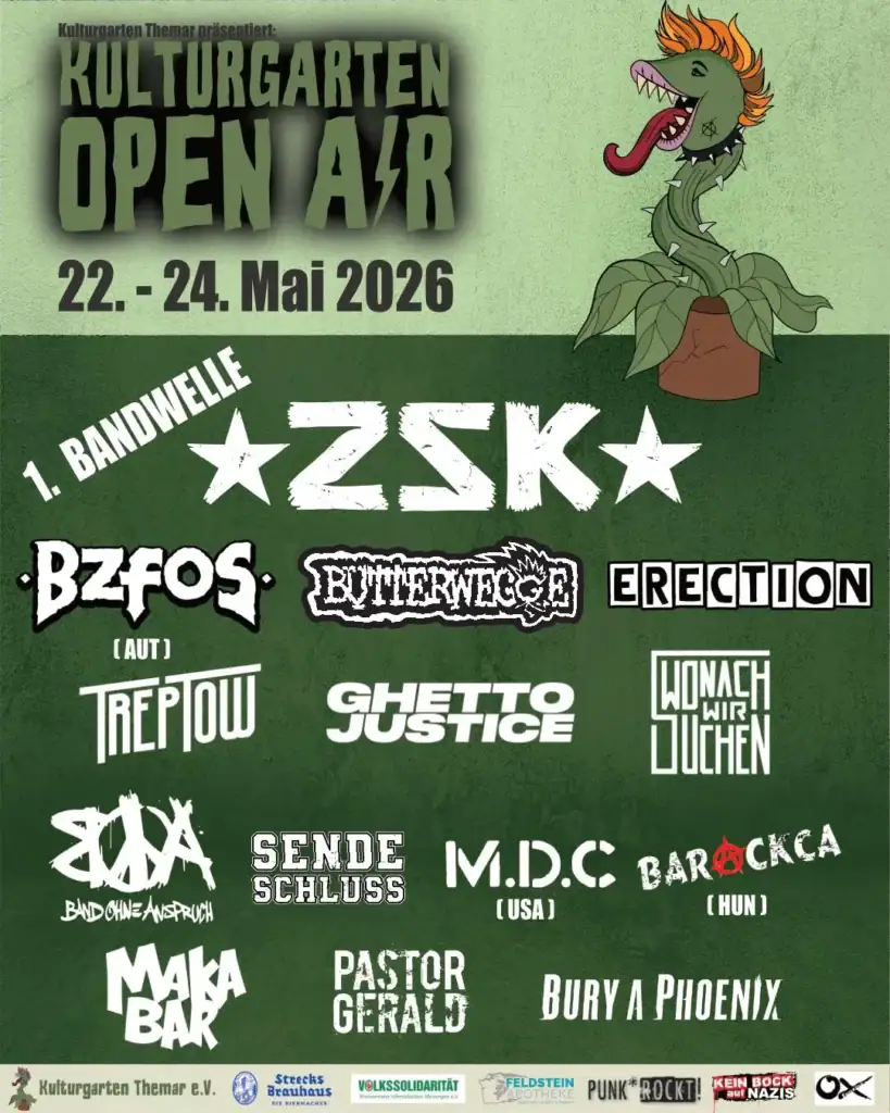 Plakat für Kulturgarten Open Air mit dem Titel 'Kulturgarten Open Air' in grünen Blockbuchstaben. Darunter Datum und Veranstaltungsdaten, sowie Namen der auftretenden Bands. Im Hintergrund eine Zeichnung einer Pflanze mit einem Drachen als Topf.